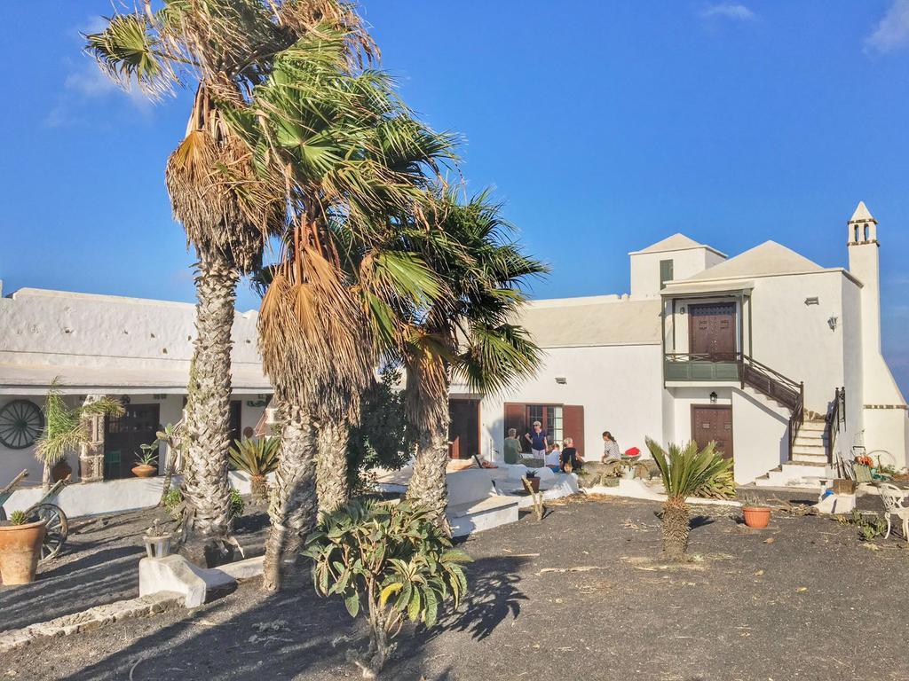 El Cortijo Eco Finca Hotel Ye Eksteriør billede