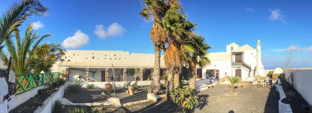 El Cortijo Eco Finca Hotel Ye Eksteriør billede