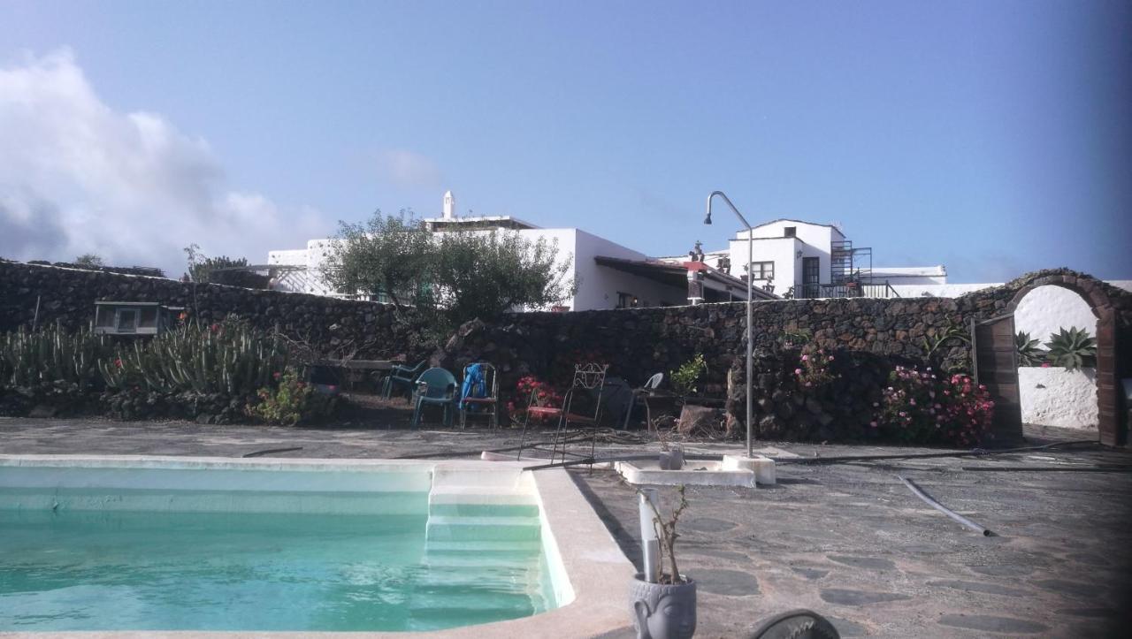 El Cortijo Eco Finca Hotel Ye Eksteriør billede